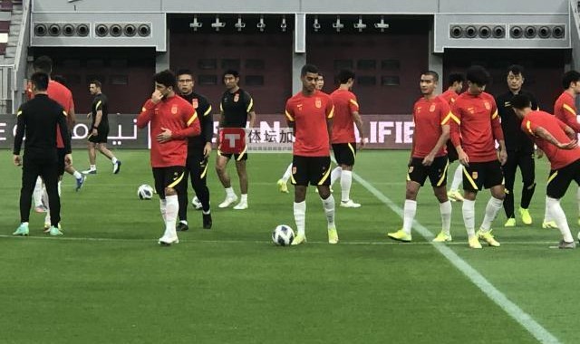 开云平台-名宿：知己知彼才能百战百胜 李铁大赛经验不足