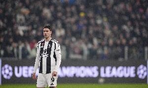 米体：弗拉霍维奇首选26年自由身离队，若提前走人只会加盟豪门