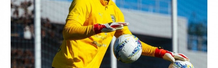 开云入口-即将复出，帕尔马官推晒铃木彩艳训练照：欢迎回来，彩艳