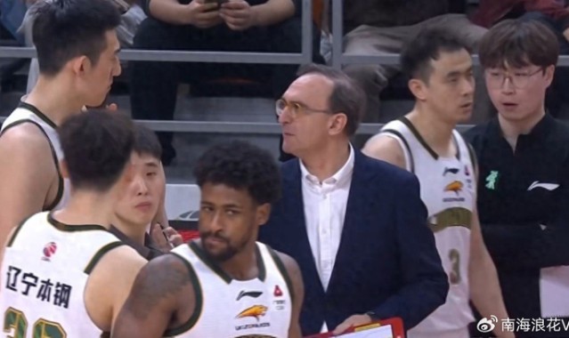 开云官网-换帅如换刀！乌戈上任辽宁队7战6胜，球迷：杜锋应向杨鸣学习|广东队|CBA|广东男篮|球队|主教练_新浪体育_新浪新闻