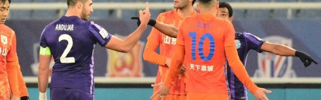 开云平台-近3场贡献4记乌龙球 津门虎真是喝凉水也塞牙啊！